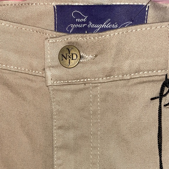 NYDJ capris - Picture 5 of 7